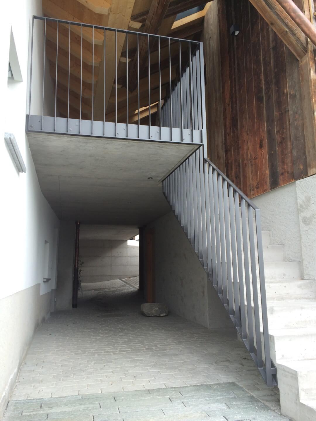 Treppen-Podestgeländer